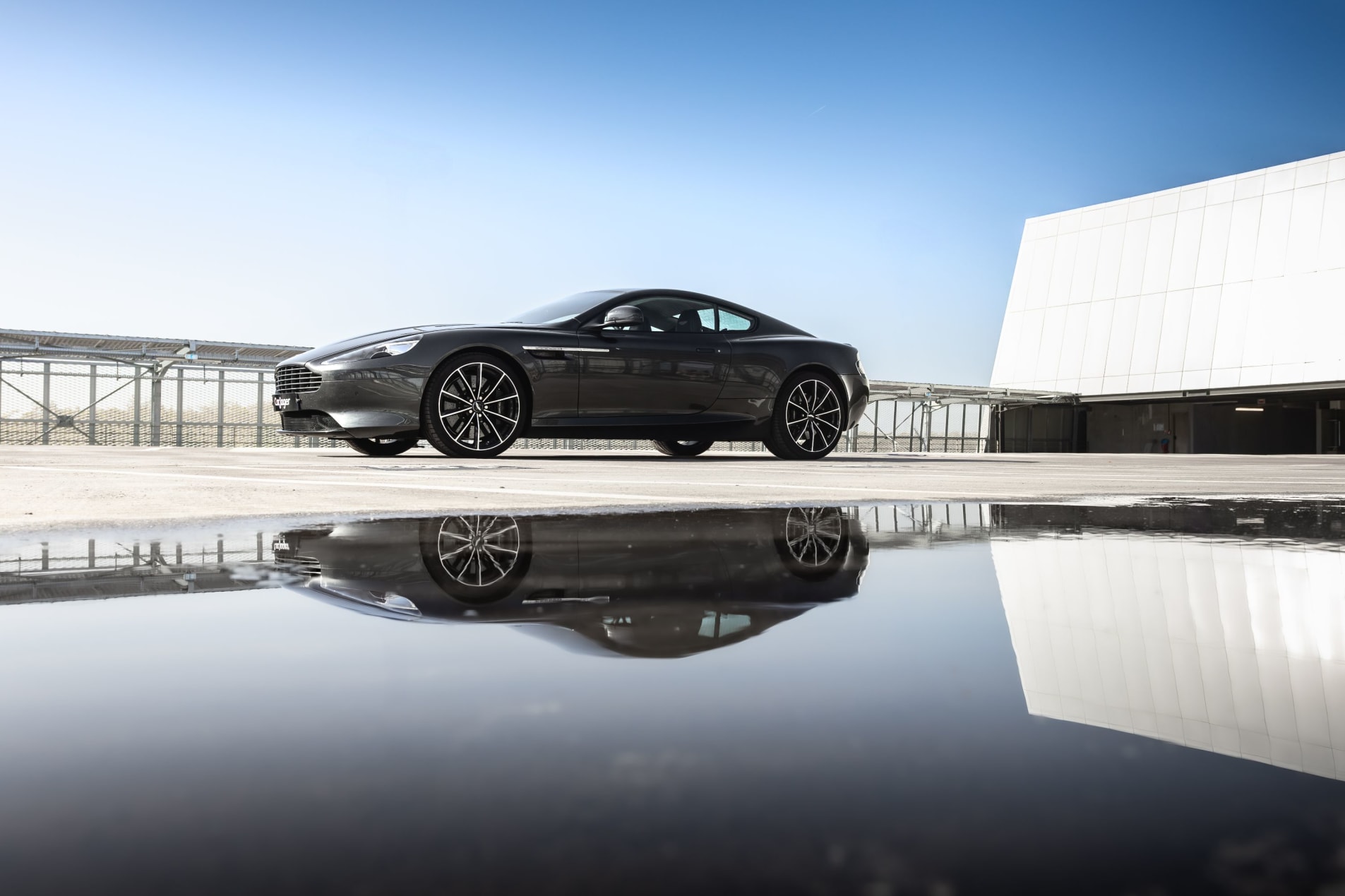 ASTON MARTIN Db9 gt 2016