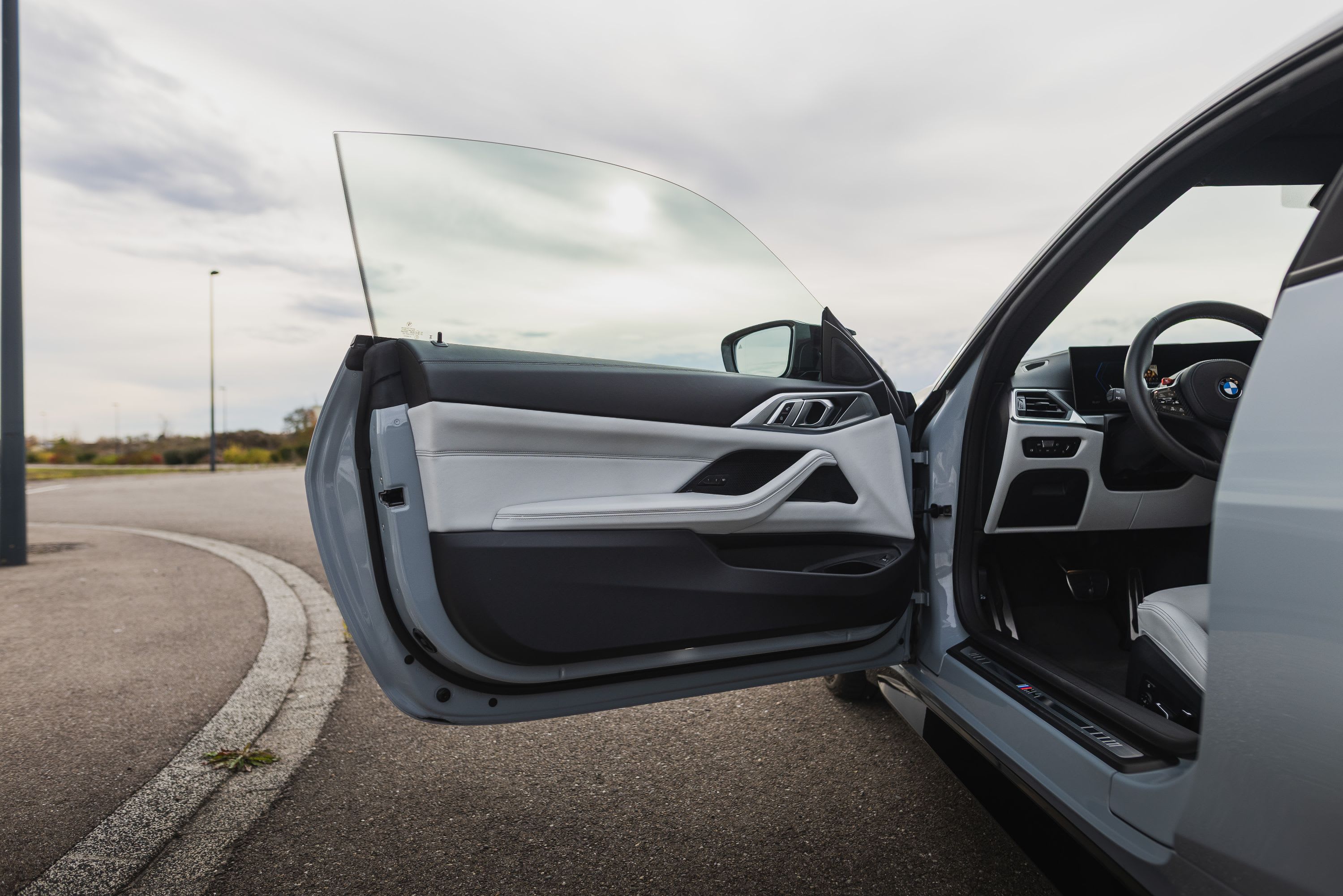 BMW M4 G82 Competition 2024 used interior (1)