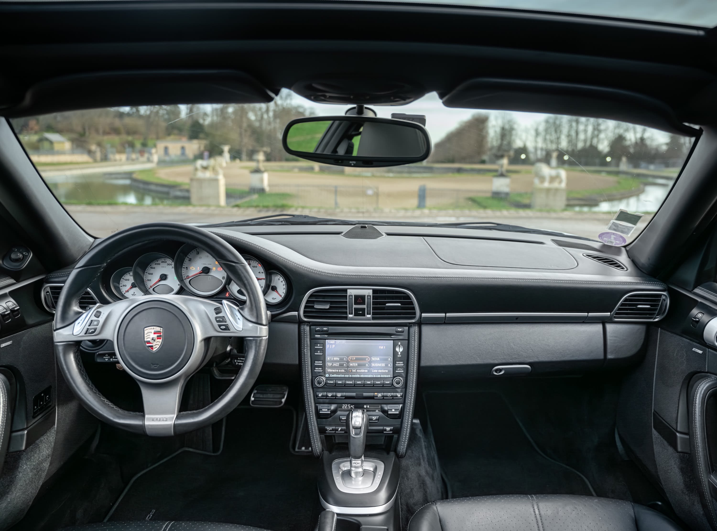 PORSCHE 911 997.2 Targa 4s 2009 occasion intérieur (1)