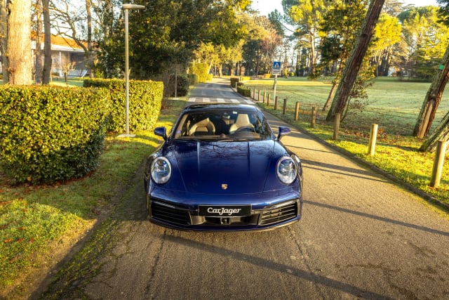 Porsche 911 992 Carrera 4s