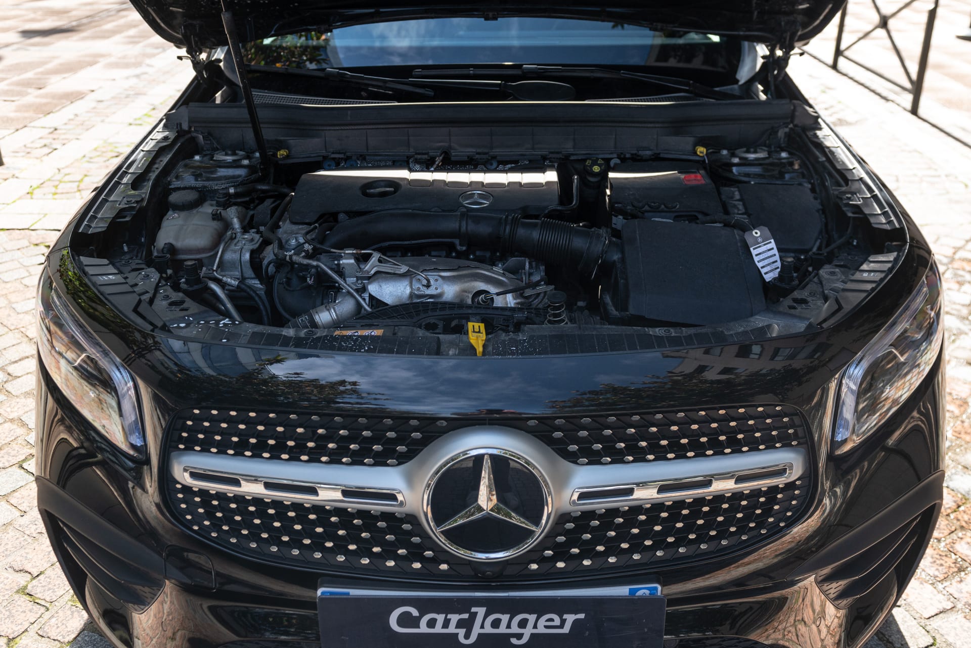MERCEDES BENZ Classe Glb 250 4matic Amg Line 7 Places 2020 used mechanical (1)