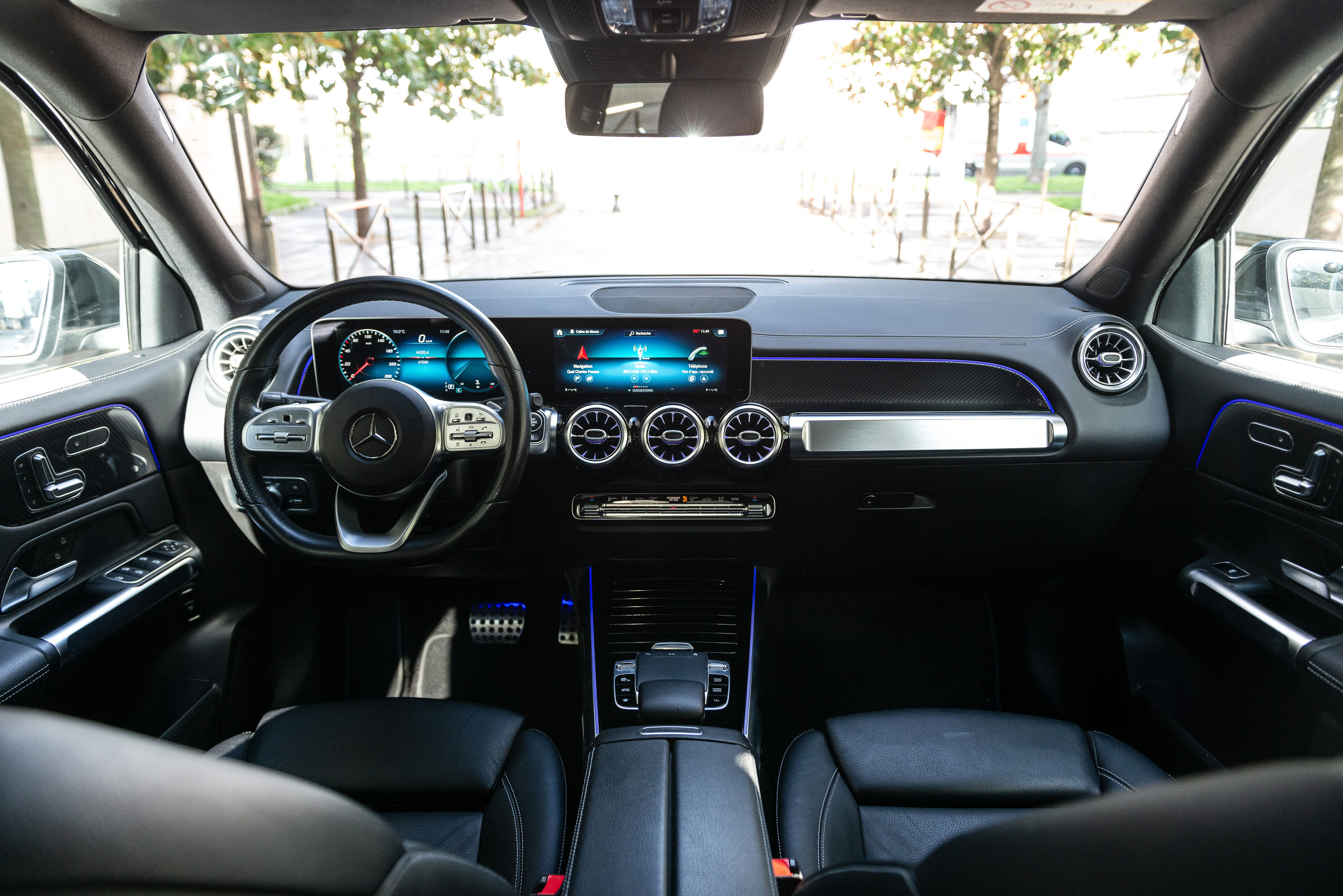 MERCEDES BENZ Classe Glb 250 4matic Amg Line 7 Places 2020 occasion intérieur (1)