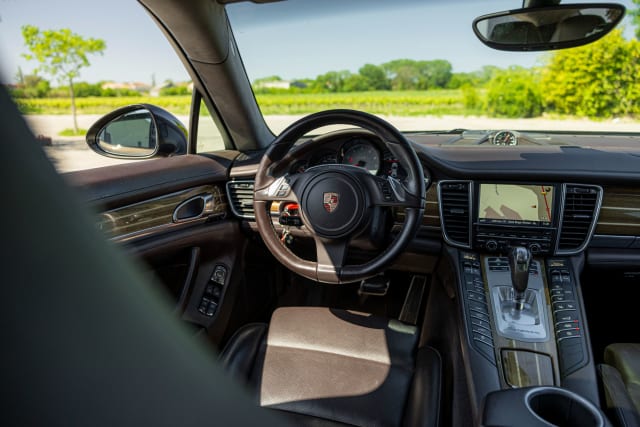 Porsche Panamera Gts