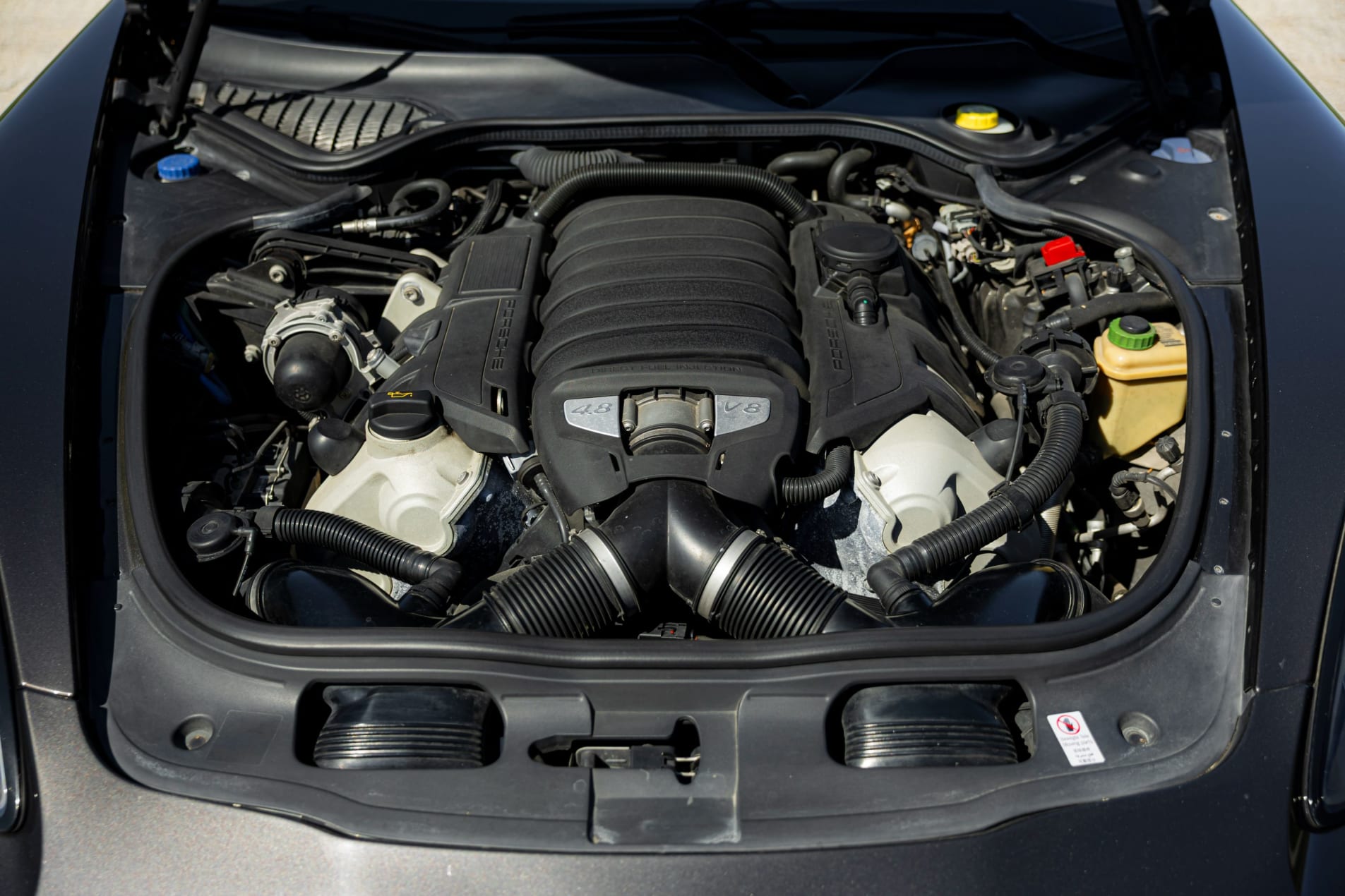 PORSCHE Panamera GTS 2012