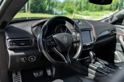 MASERATI Levante Q4 Gransport 2017