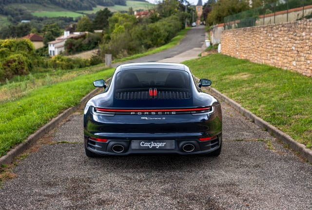 Porsche 911 992 Carrera 4s