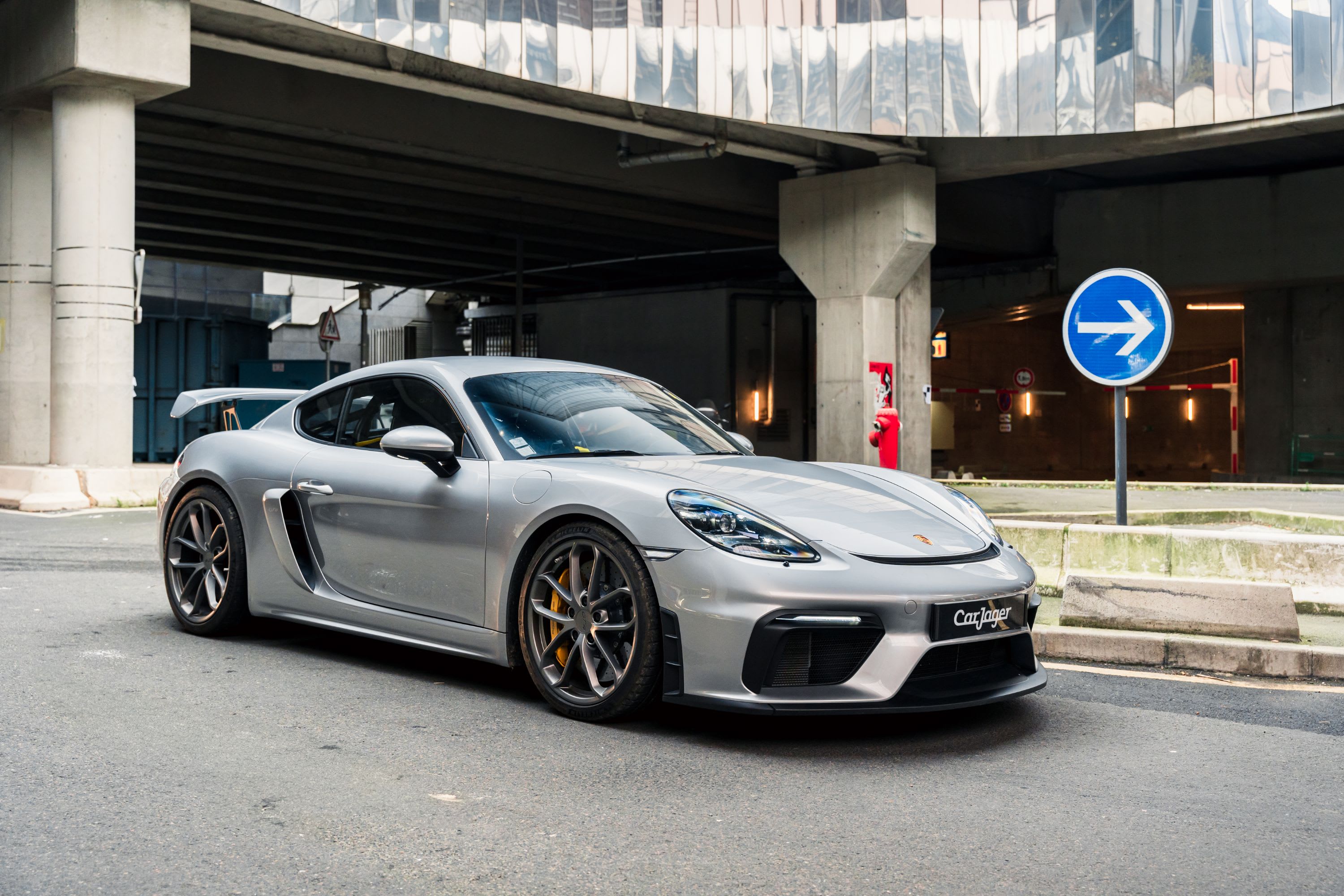 Porsche Cayman 718 Gt4