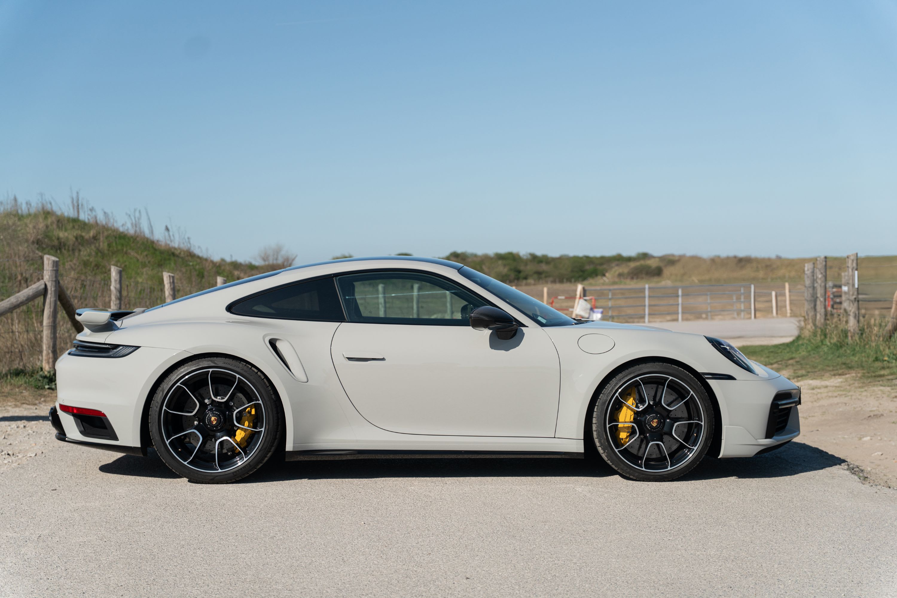 PORSCHE 911 992.1 Turbo S 2021 occasion extérieur (2)