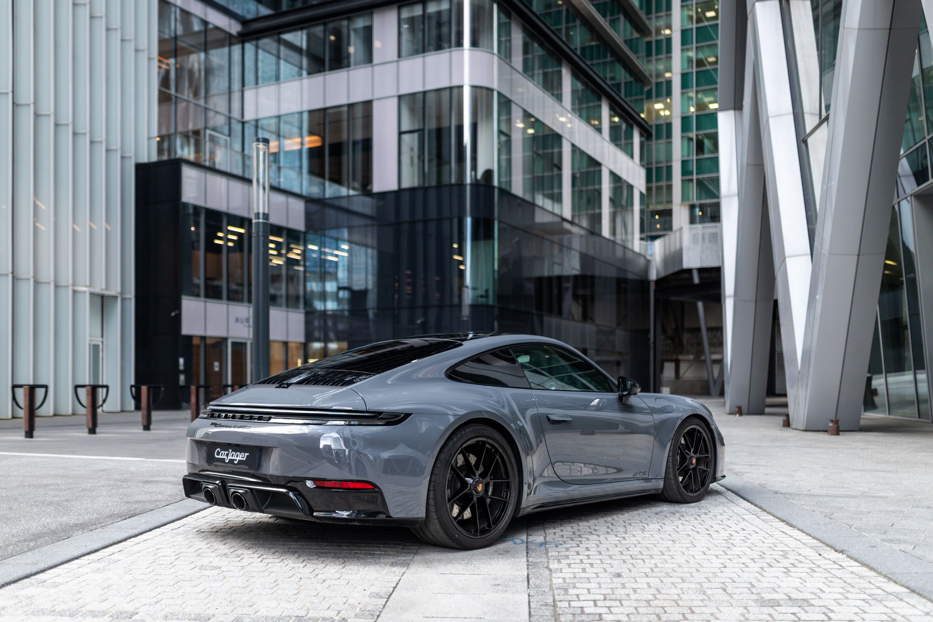 PORSCHE 911 992.2 Carrera 4 Gts T-hybrid 2024 occasion extérieur (2)