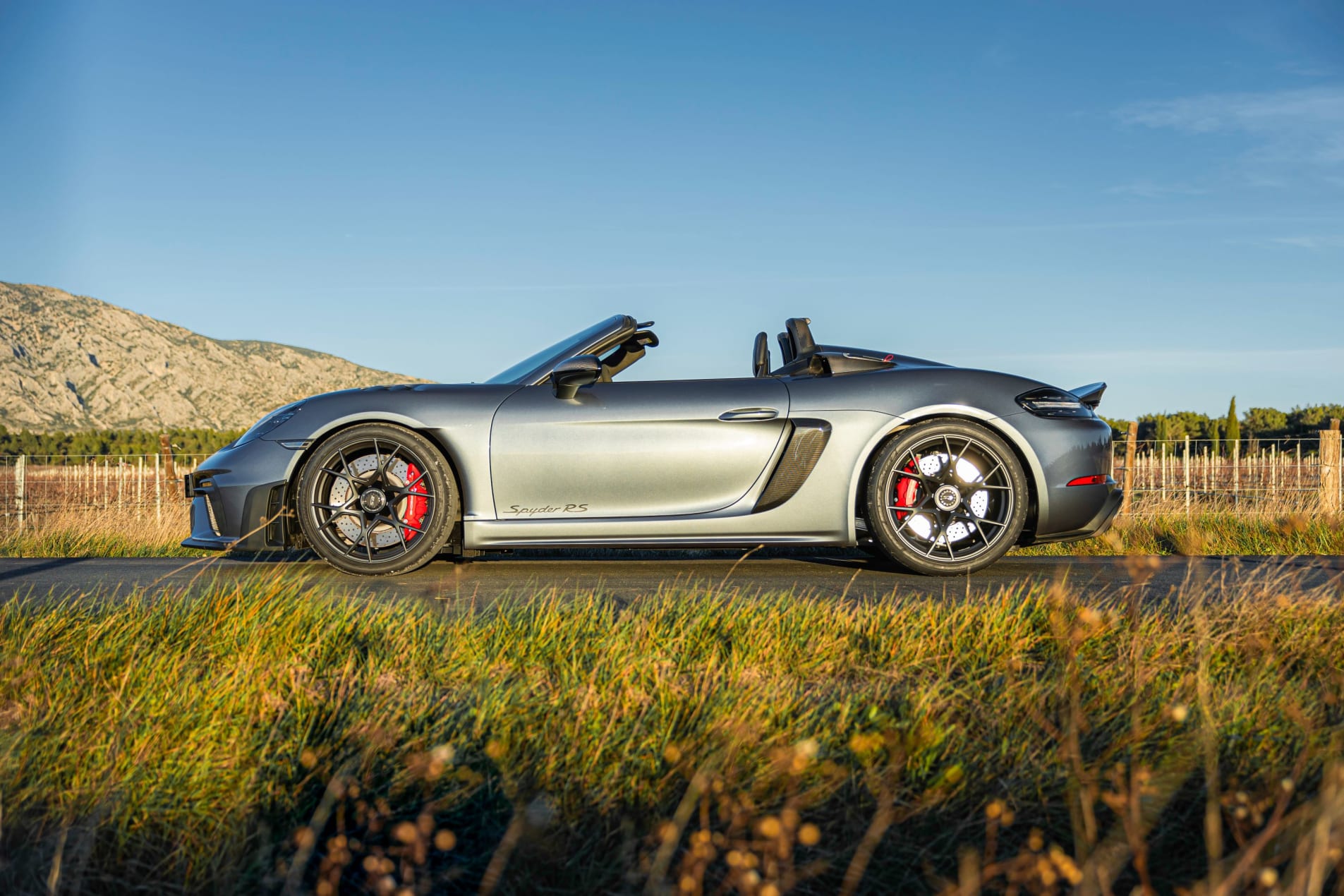 PORSCHE 718 spyder GT4 RS 2024