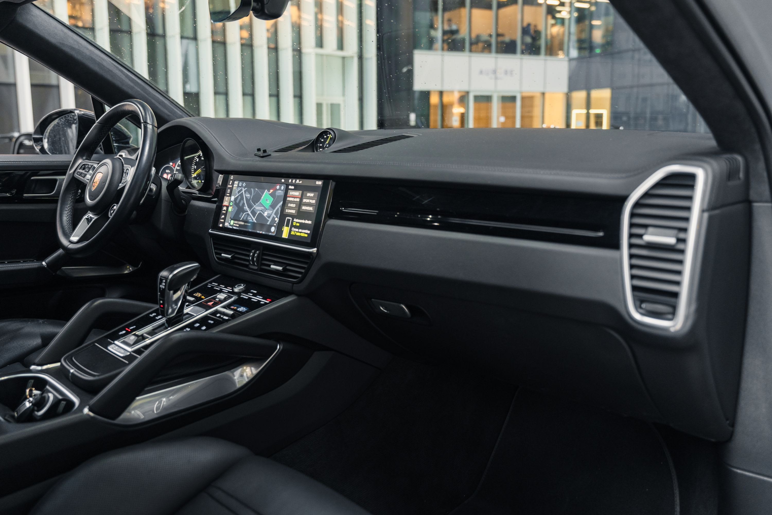 PORSCHE Cayenne  Turbo S-e 2020 occasion intérieur (1)