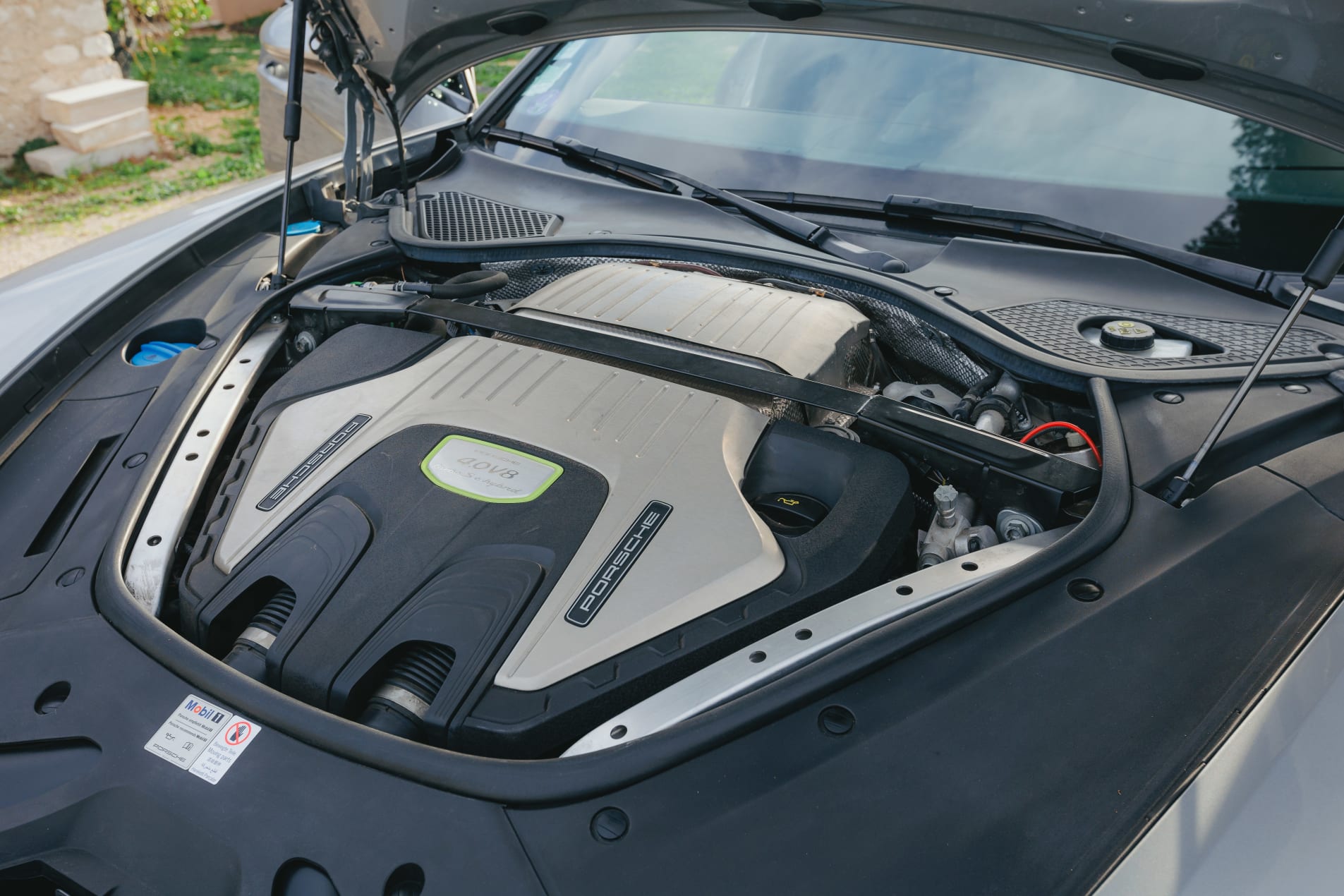 PORSCHE Panamera Turbo S e-hybrid 2018