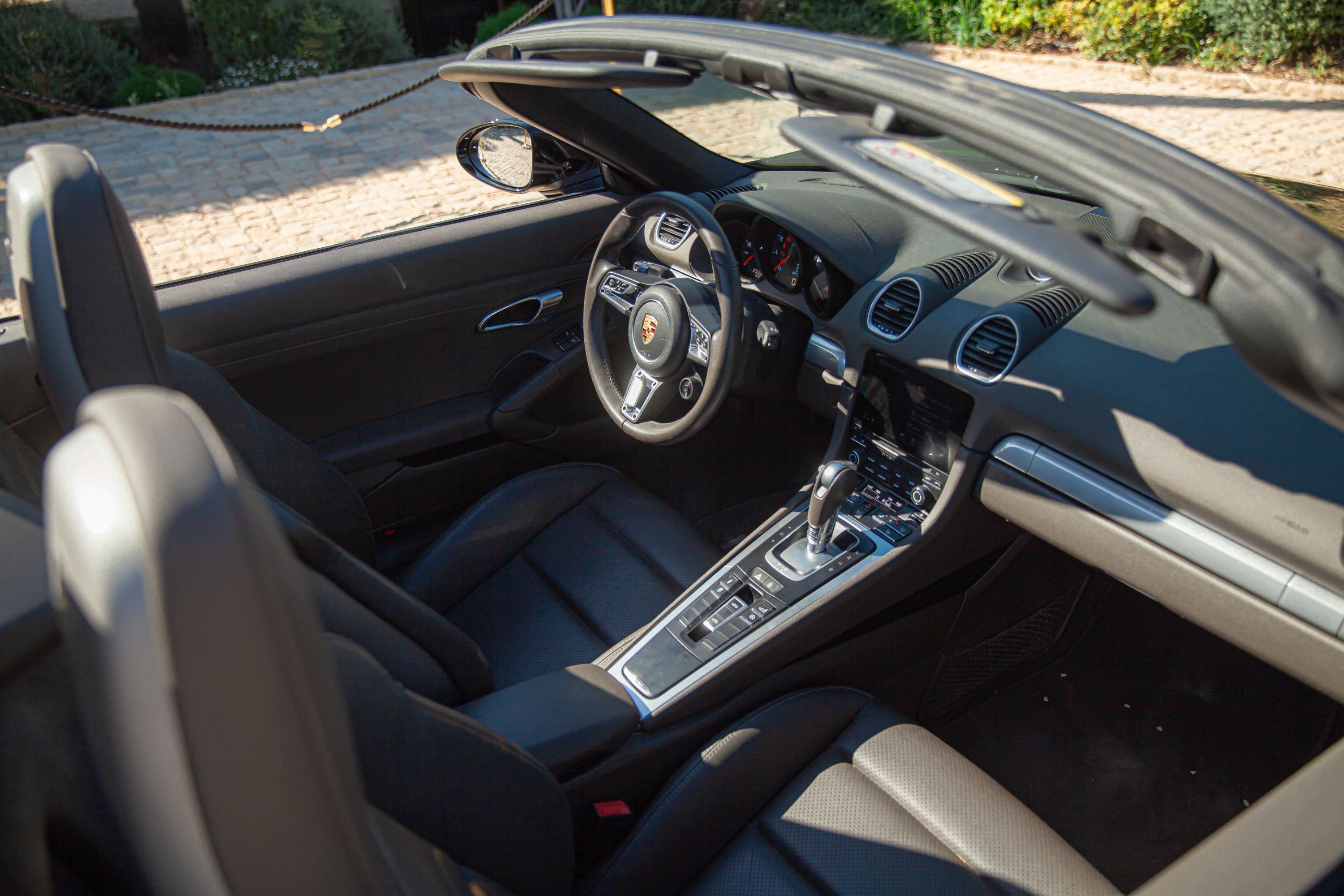 PORSCHE Boxster 718 2018 occasion intérieur (1)