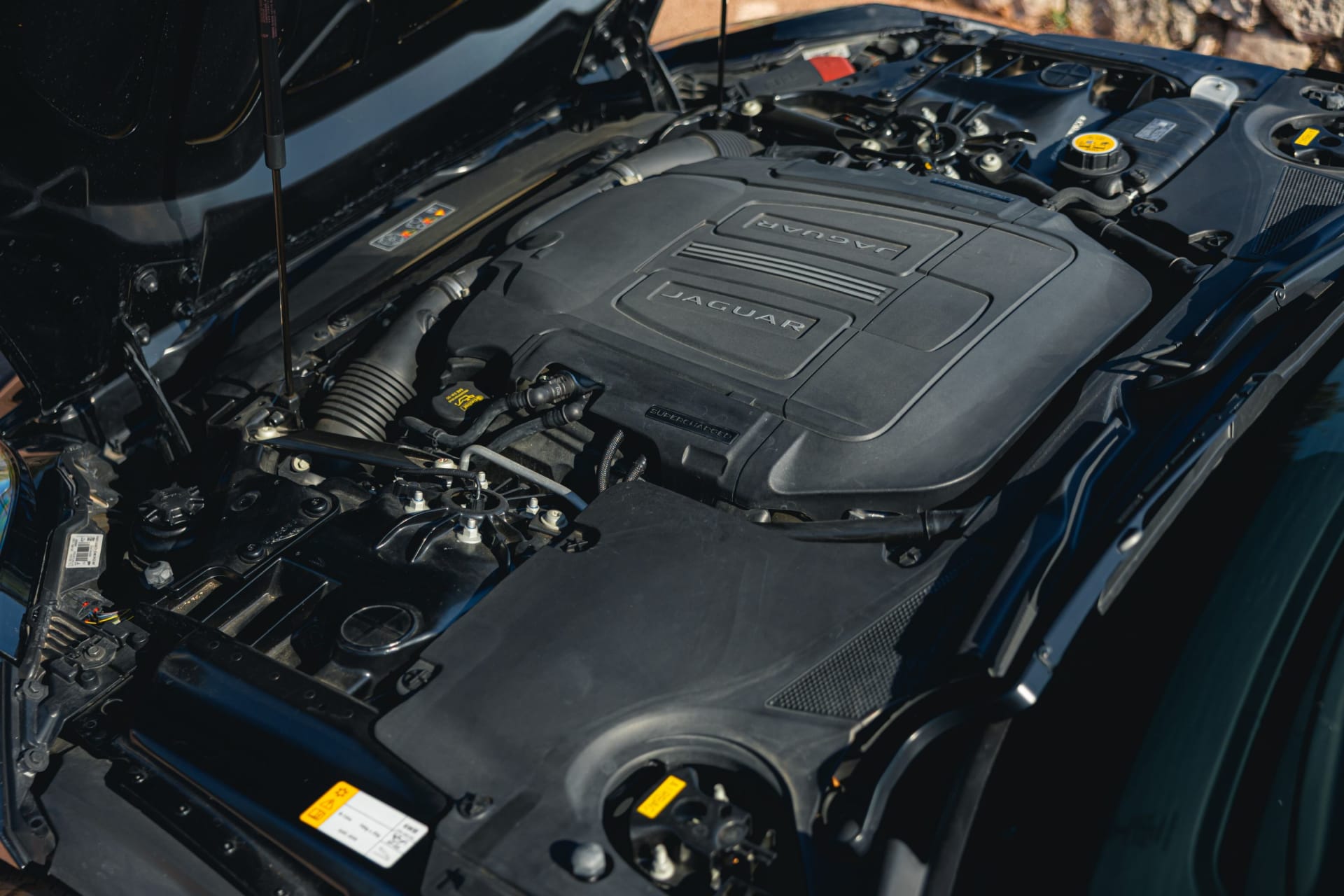 JAGUAR F-type V8 S 495cv Cabriolet 2014 occasion mécanique (1)