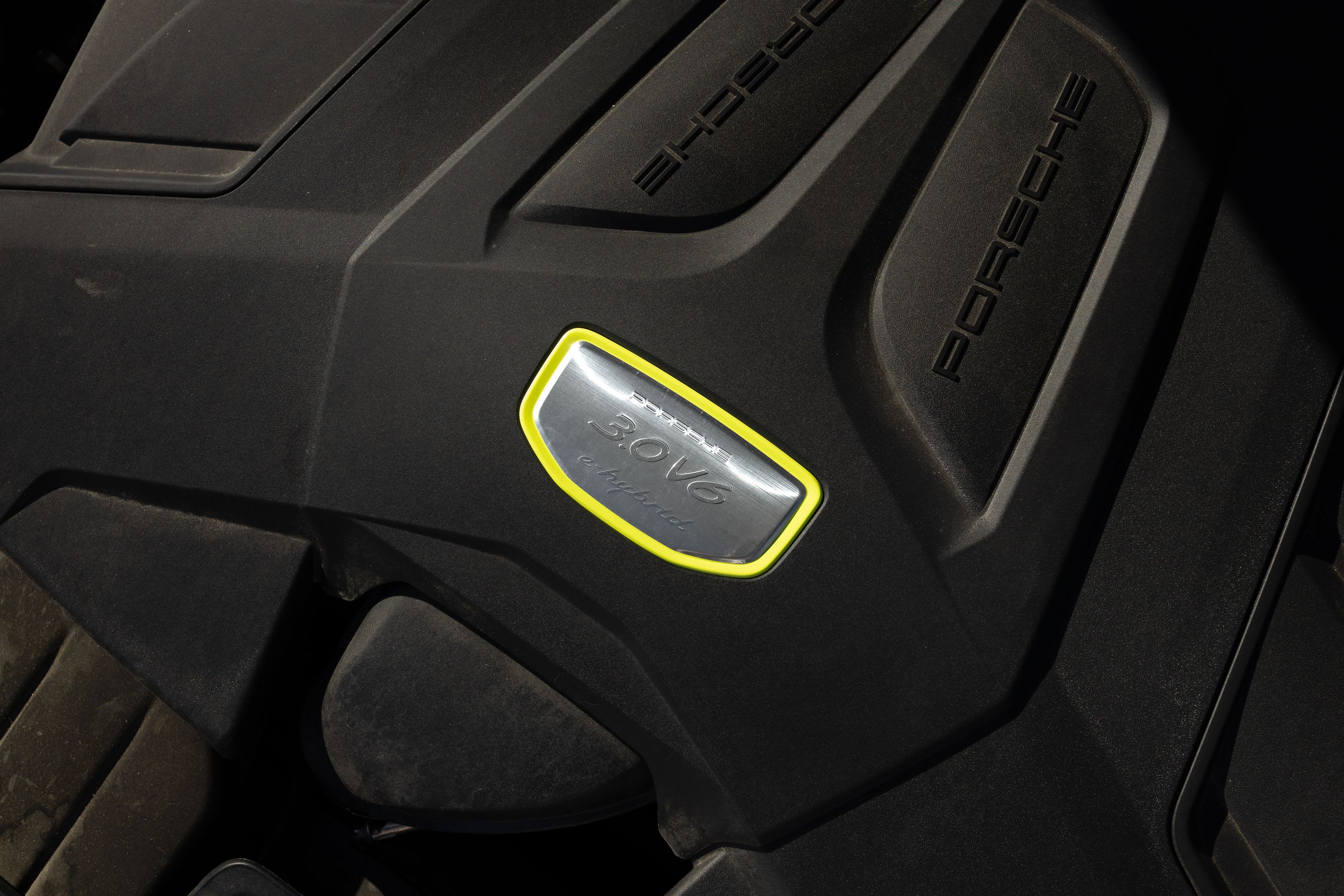 PORSCHE Cayenne E3 E-hybrid 2022 used mechanical (1)