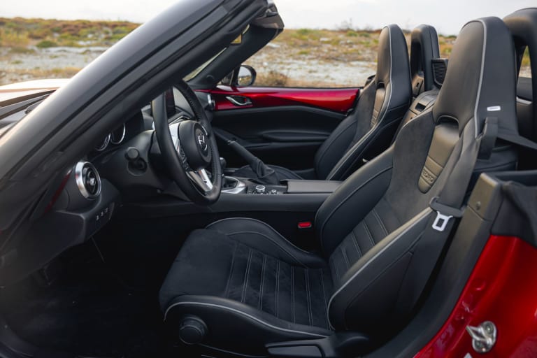 MAZDA Mx-5 Roadster Skyactiv-G “Homura” 2023