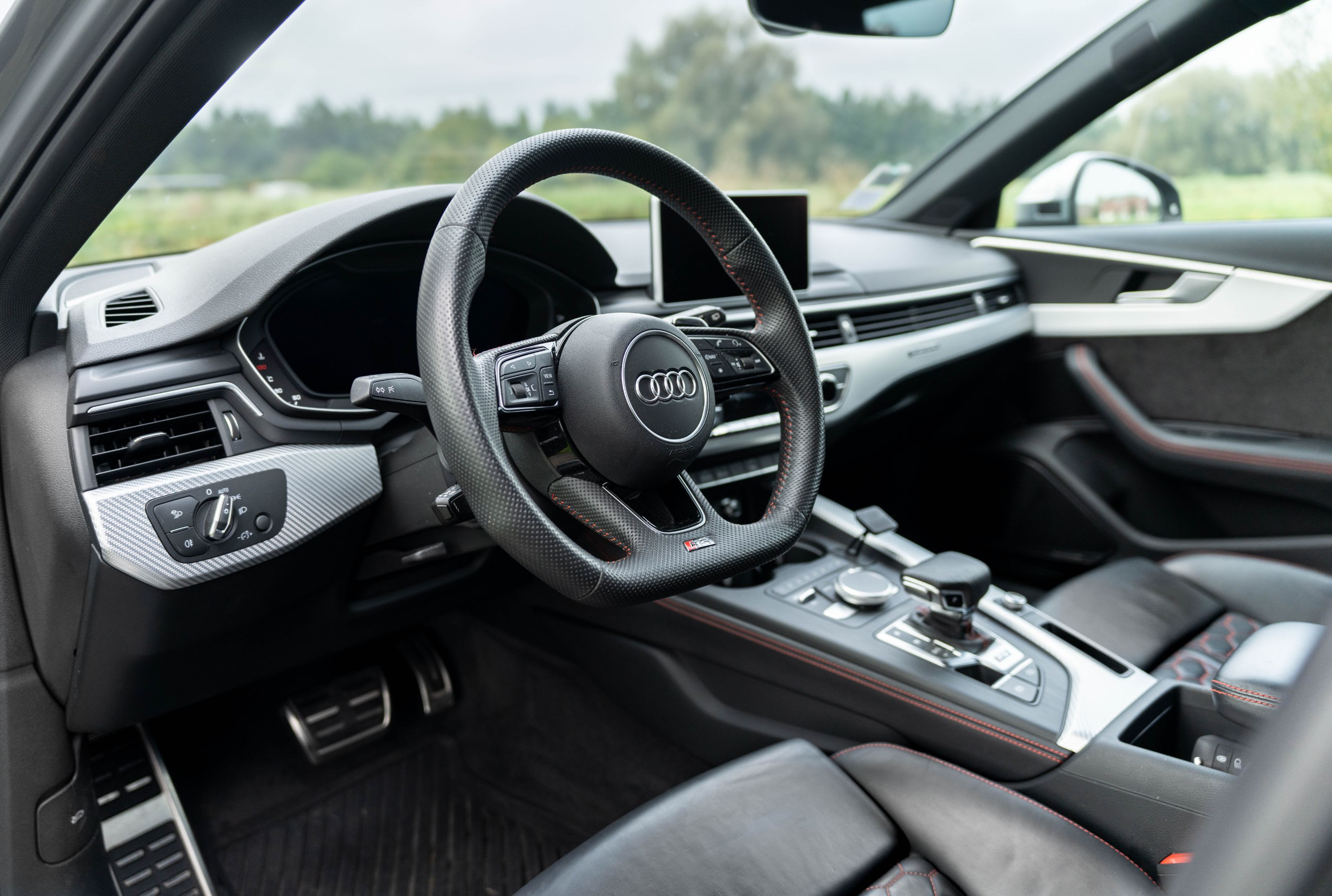 AUDI Rs4 B9 Avant 2019 used interior (1)