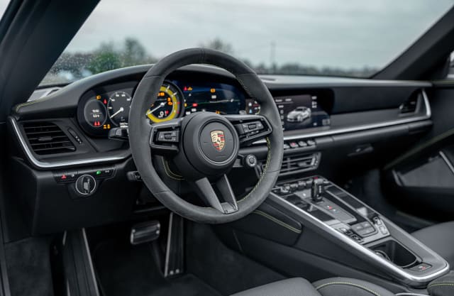 Porsche 911 992.1 Turbo S Cabriolet