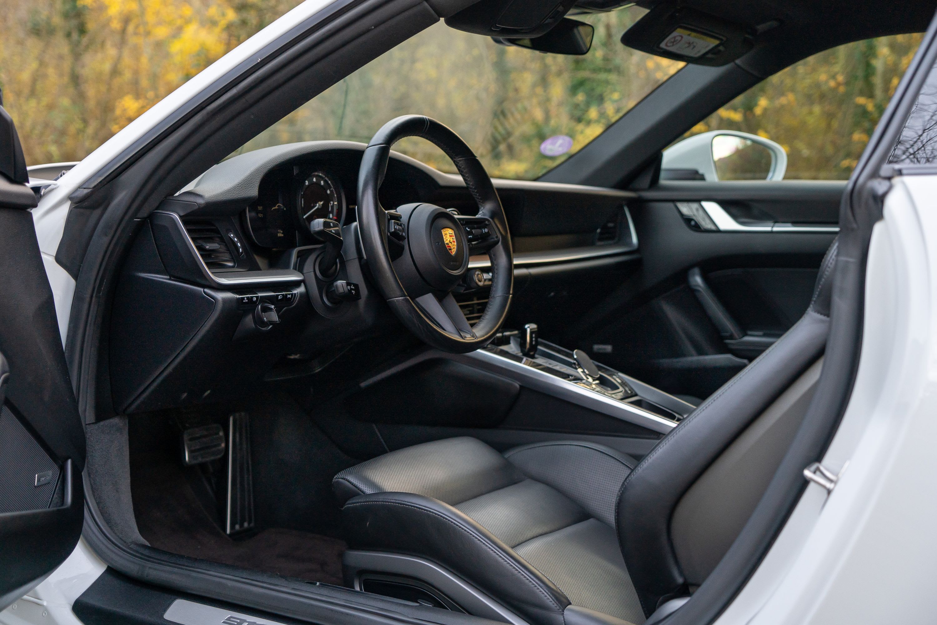 PORSCHE 911 992.1 Carrera S 2019 used interior (1)