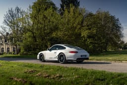 PORSCHE 911 997.2 Carrera GTS 2011
