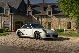 PORSCHE 911 997.2 Carrera GTS 2011