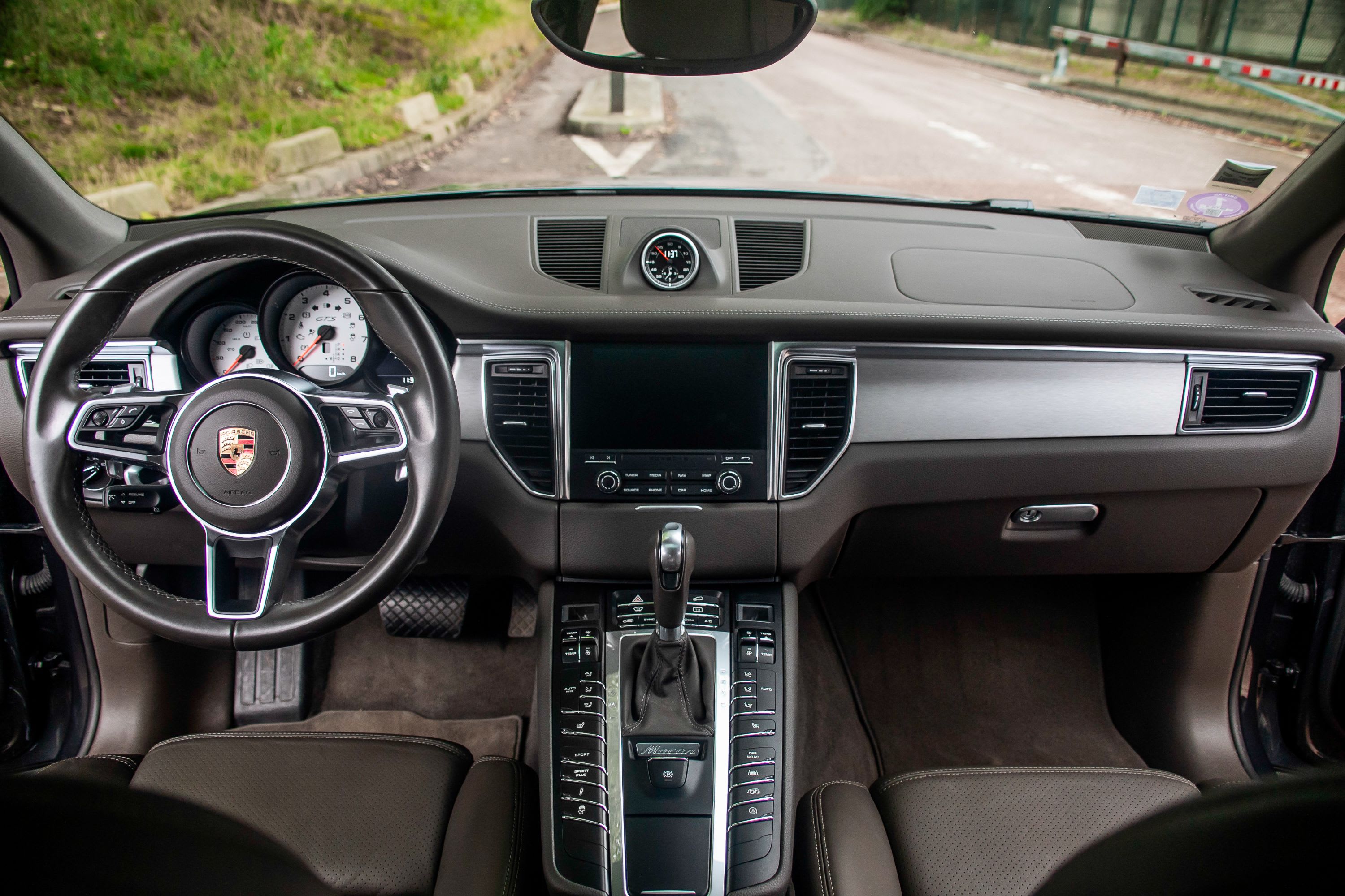 PORSCHE Macan Gts 2017 used interior (1)