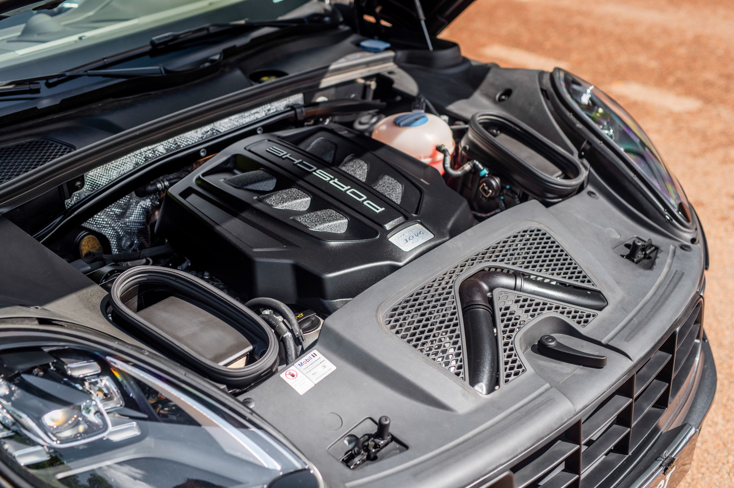 PORSCHE Macan Gts 2017 used mechanical (1)