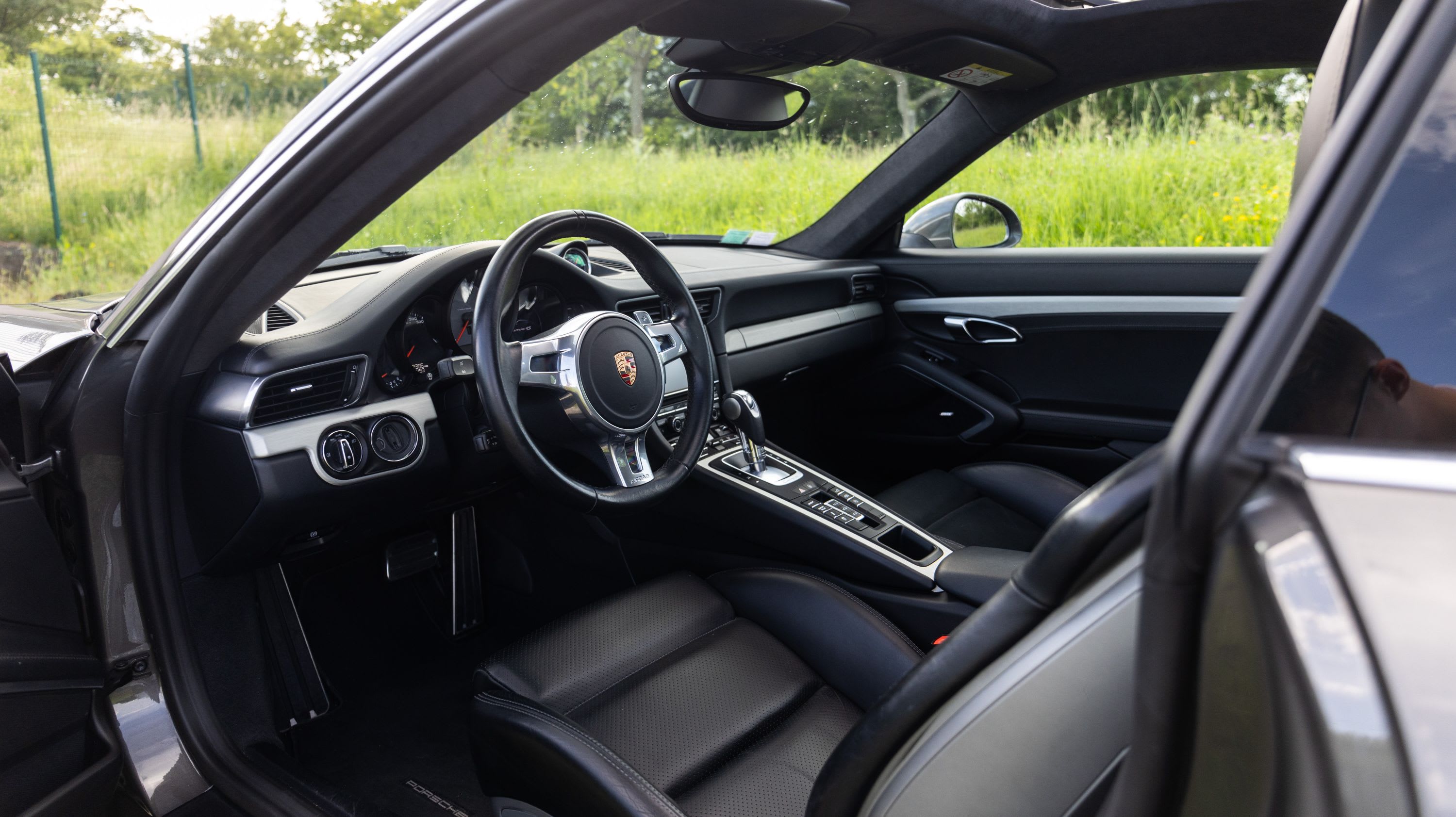 PORSCHE 911 991.1 Carrera 4s 2014 used interior (1)