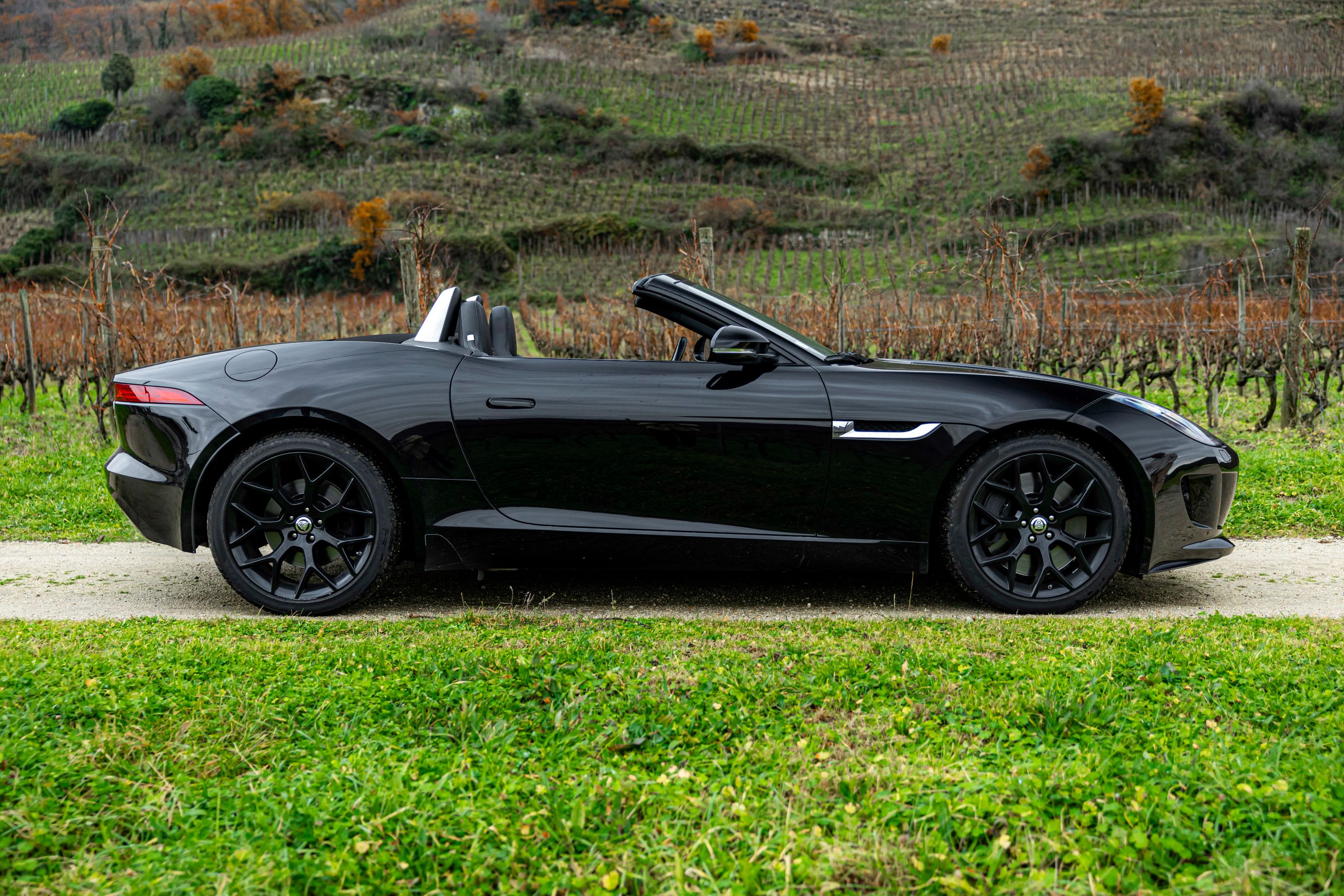 JAGUAR F-type  S Cabriolet  2013 used exterior (2)