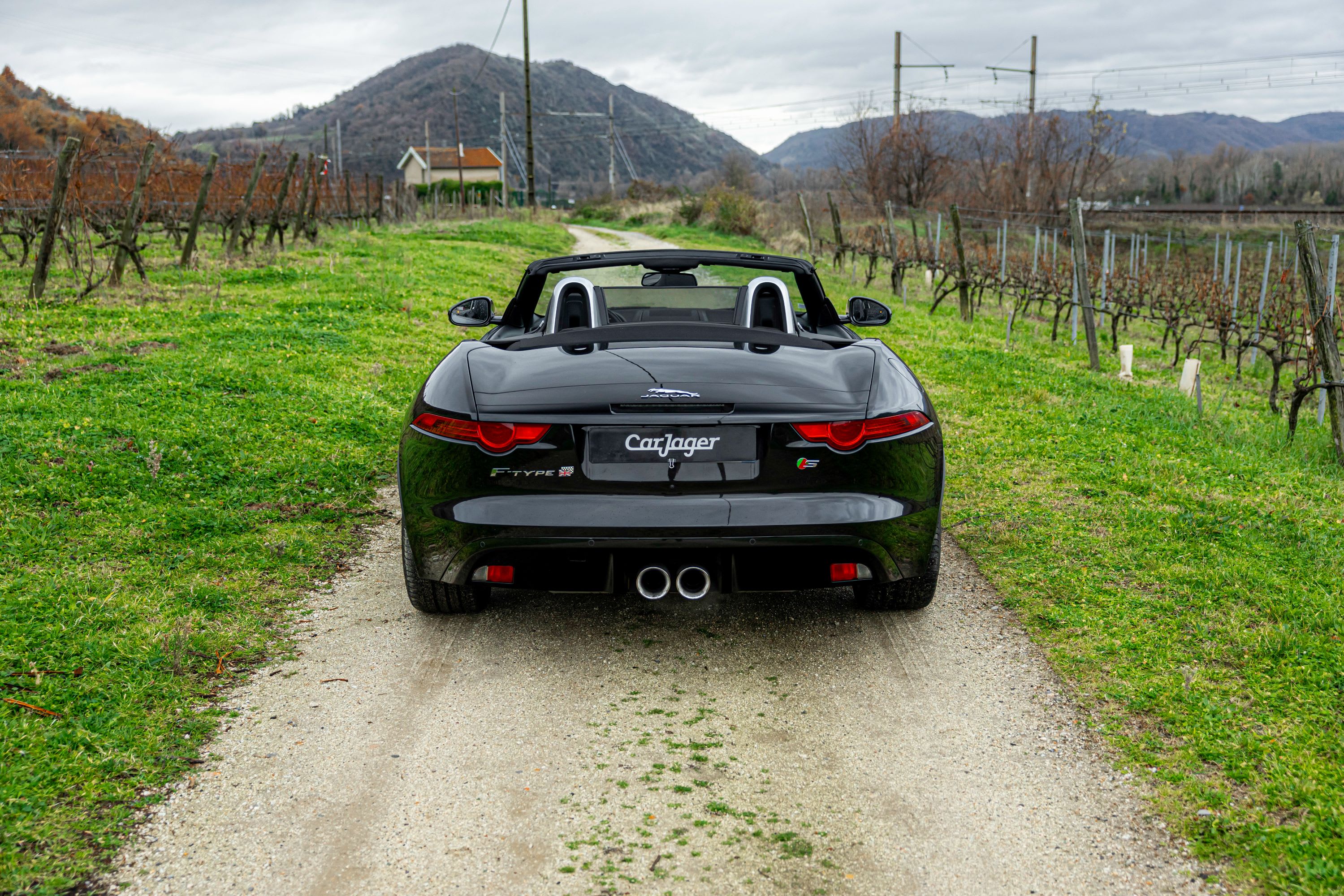 JAGUAR F-type  S Cabriolet  2013 used video (1)