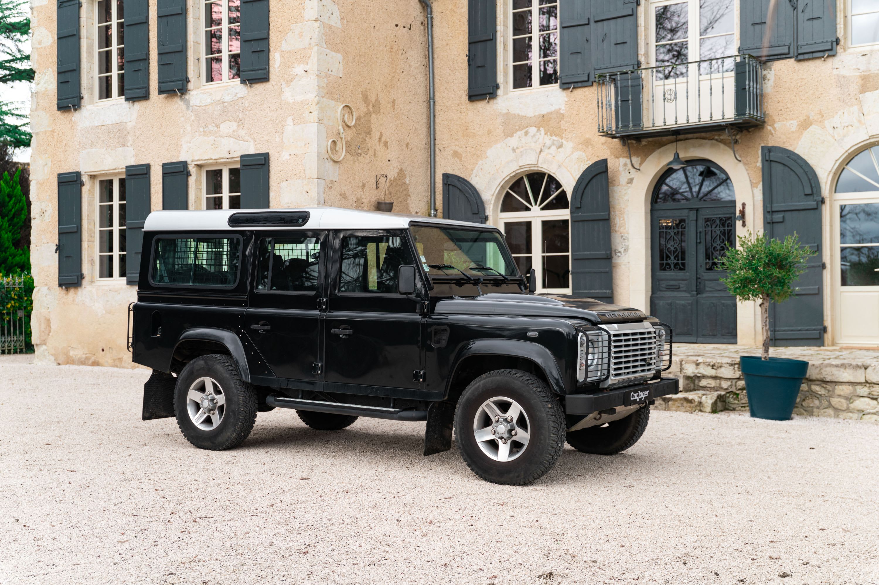 LAND ROVER Defender I 1990-2016 5-door 2015 used exterior (2)