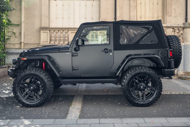 JEEP Wrangler Custom Sahara 2017 occasion