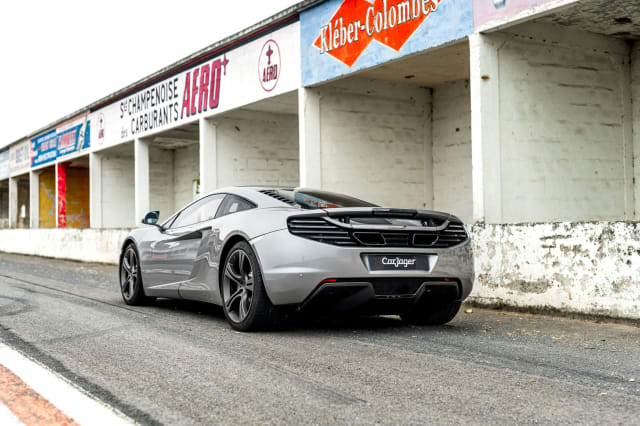 Mclaren Mp4-12c