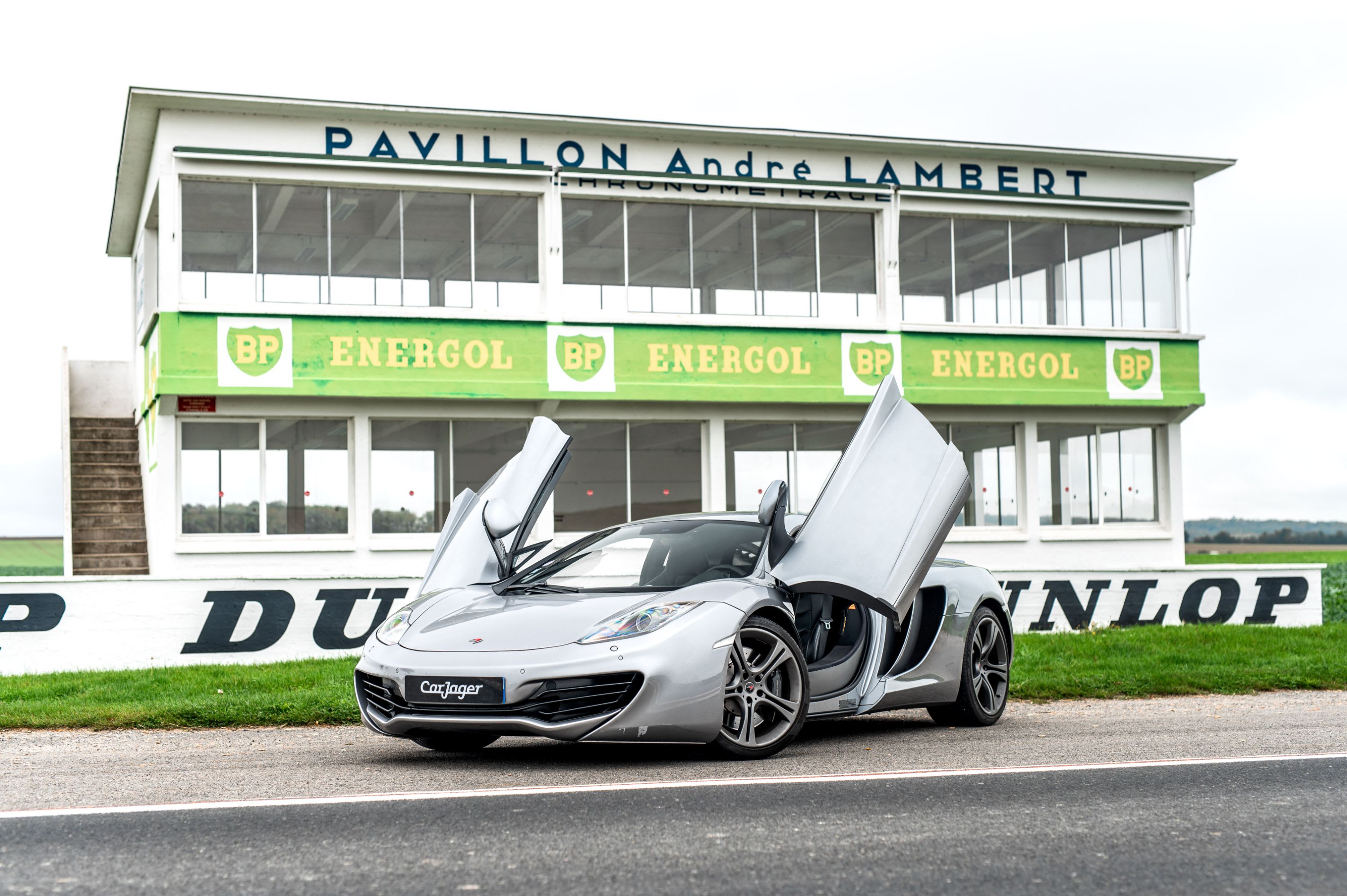 Mclaren Mp4-12c