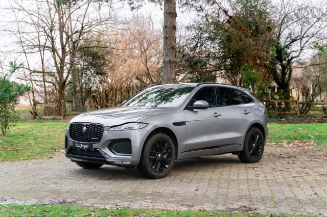 Jaguar F-pace