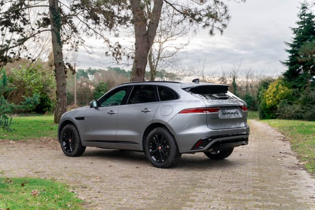 Jaguar F-pace