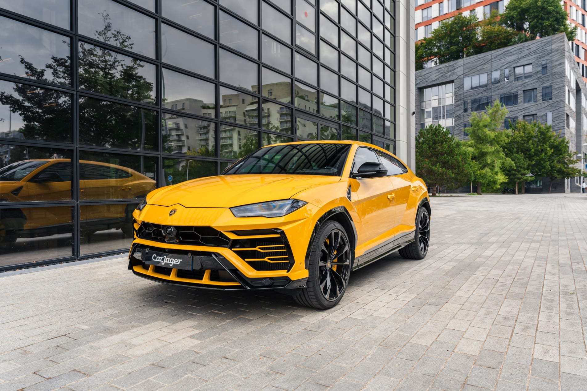 LAMBORGHINI Urus 2019