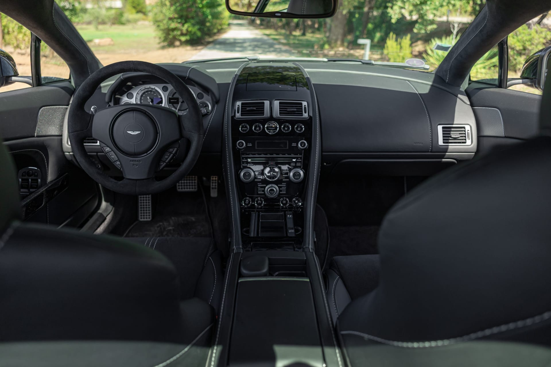 Aston Martin Vantage 1st Generation V8 S