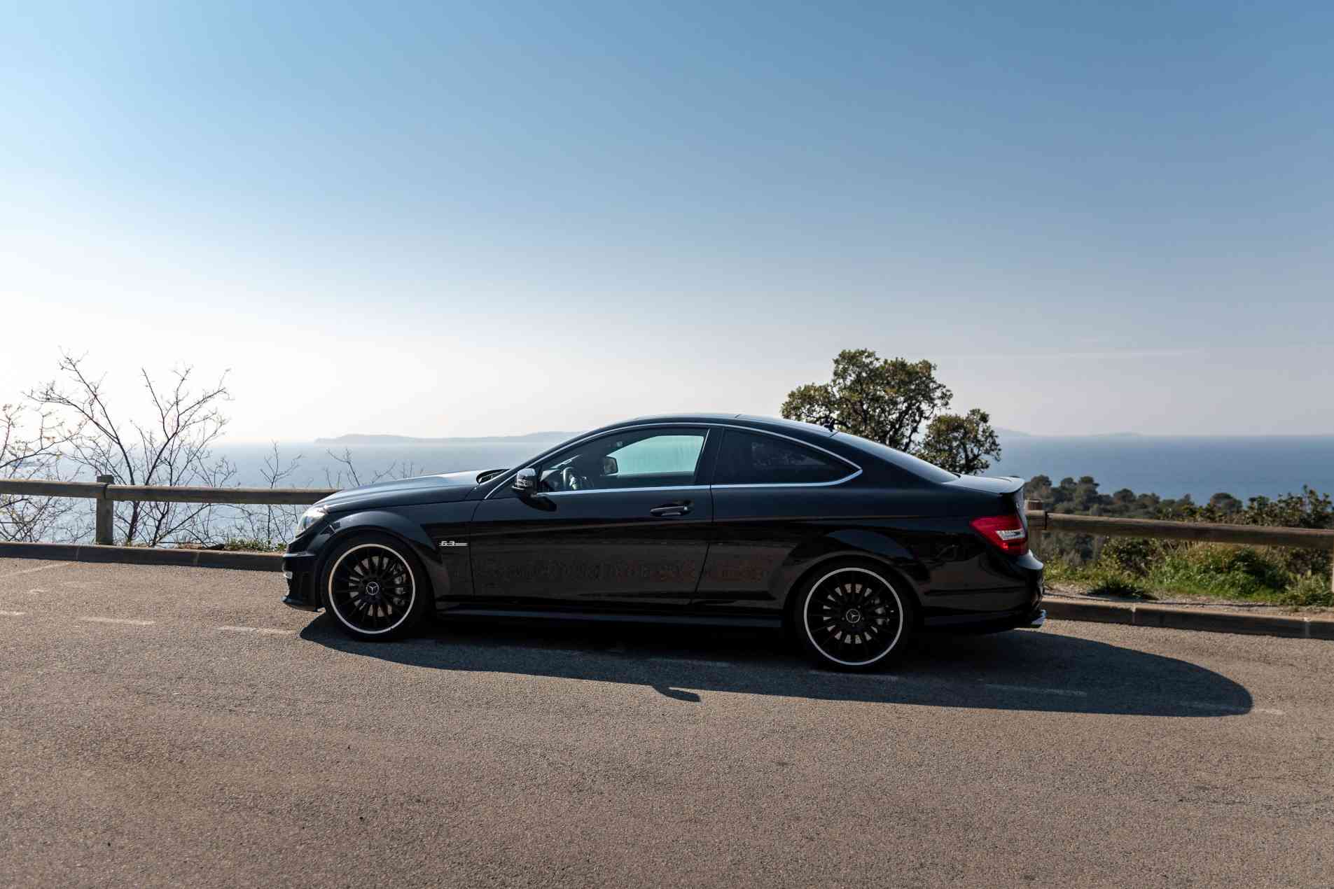 MERCEDES-BENZ C63 AMG W204 2014