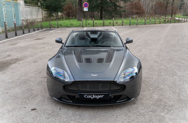 Aston Martin V12 Vantage S Roadster