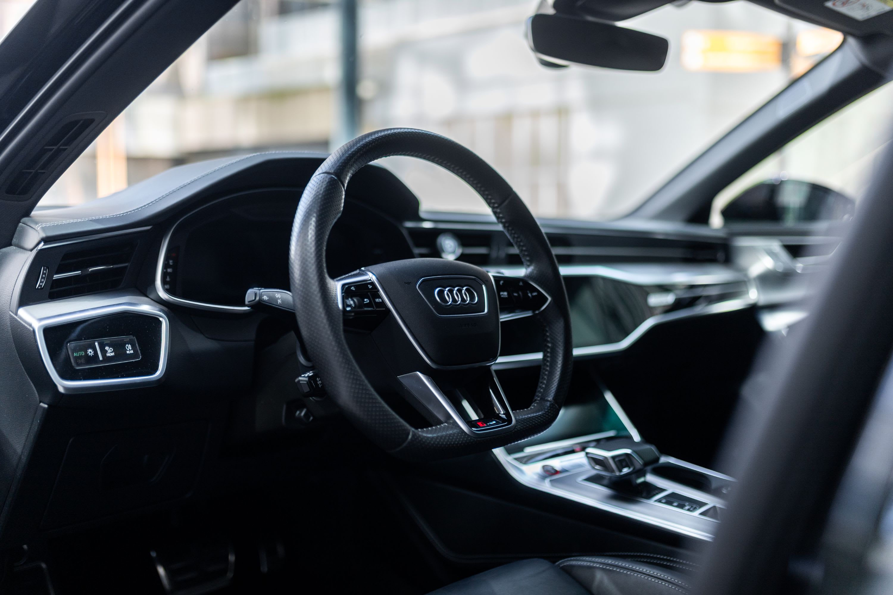 AUDI Rs6 C8  2020 used interior (1)