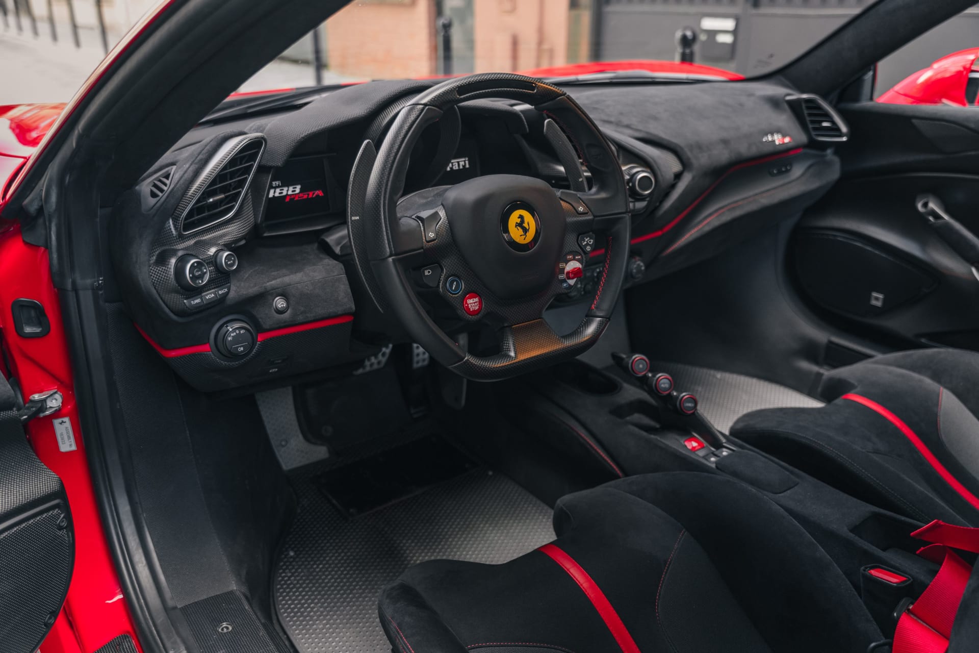 ferrari 488