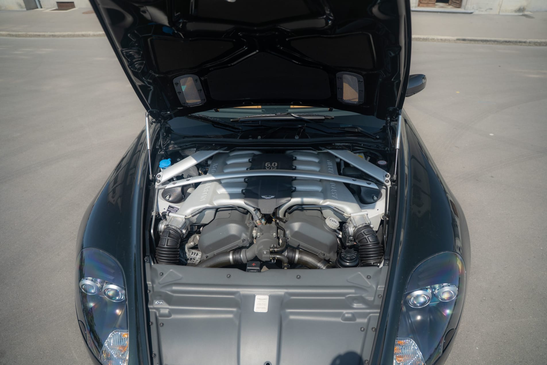 ASTON MARTIN Db9 2009