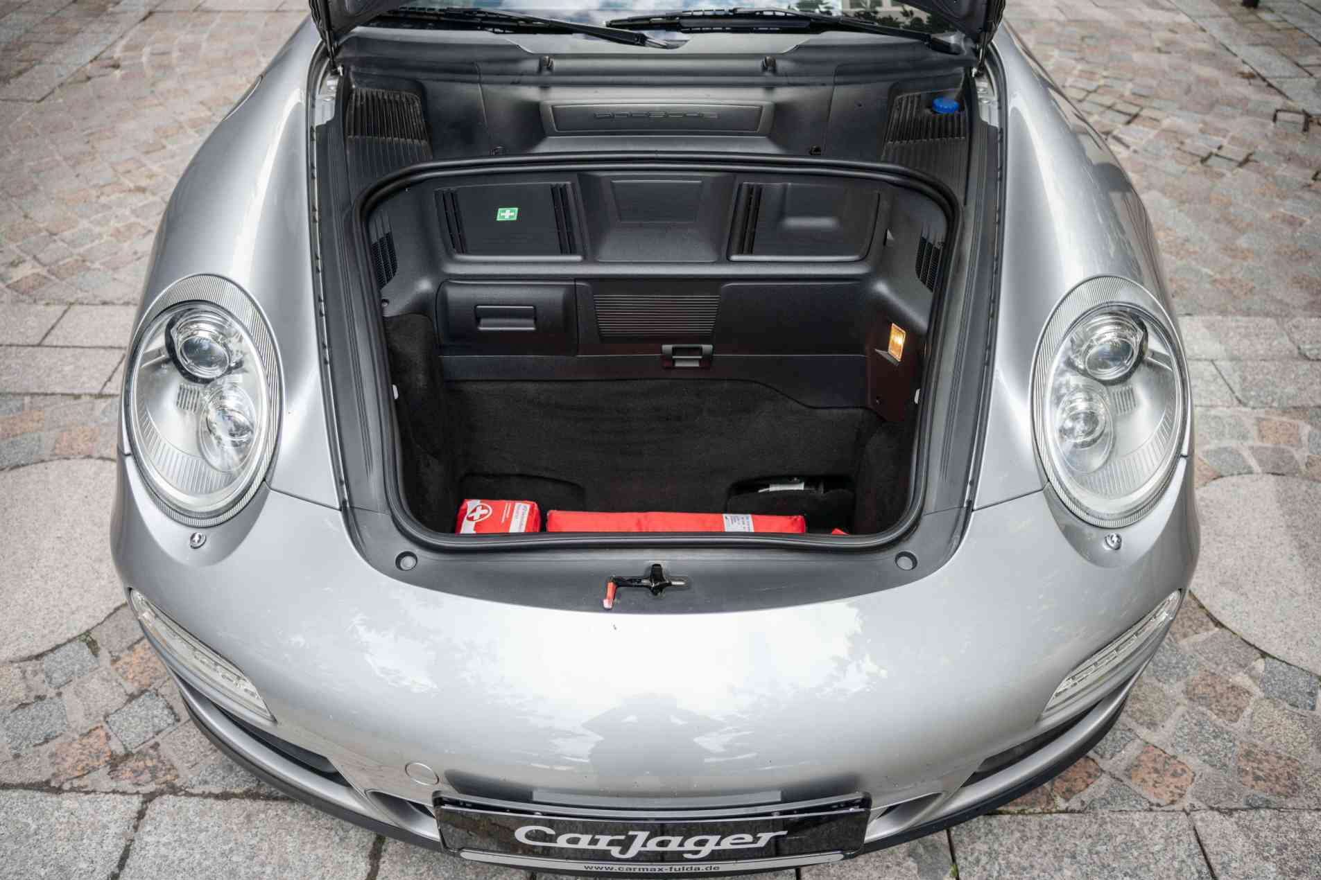 PORSCHE 911 997.2 Carrera 4 GTS Cabriolet 2012