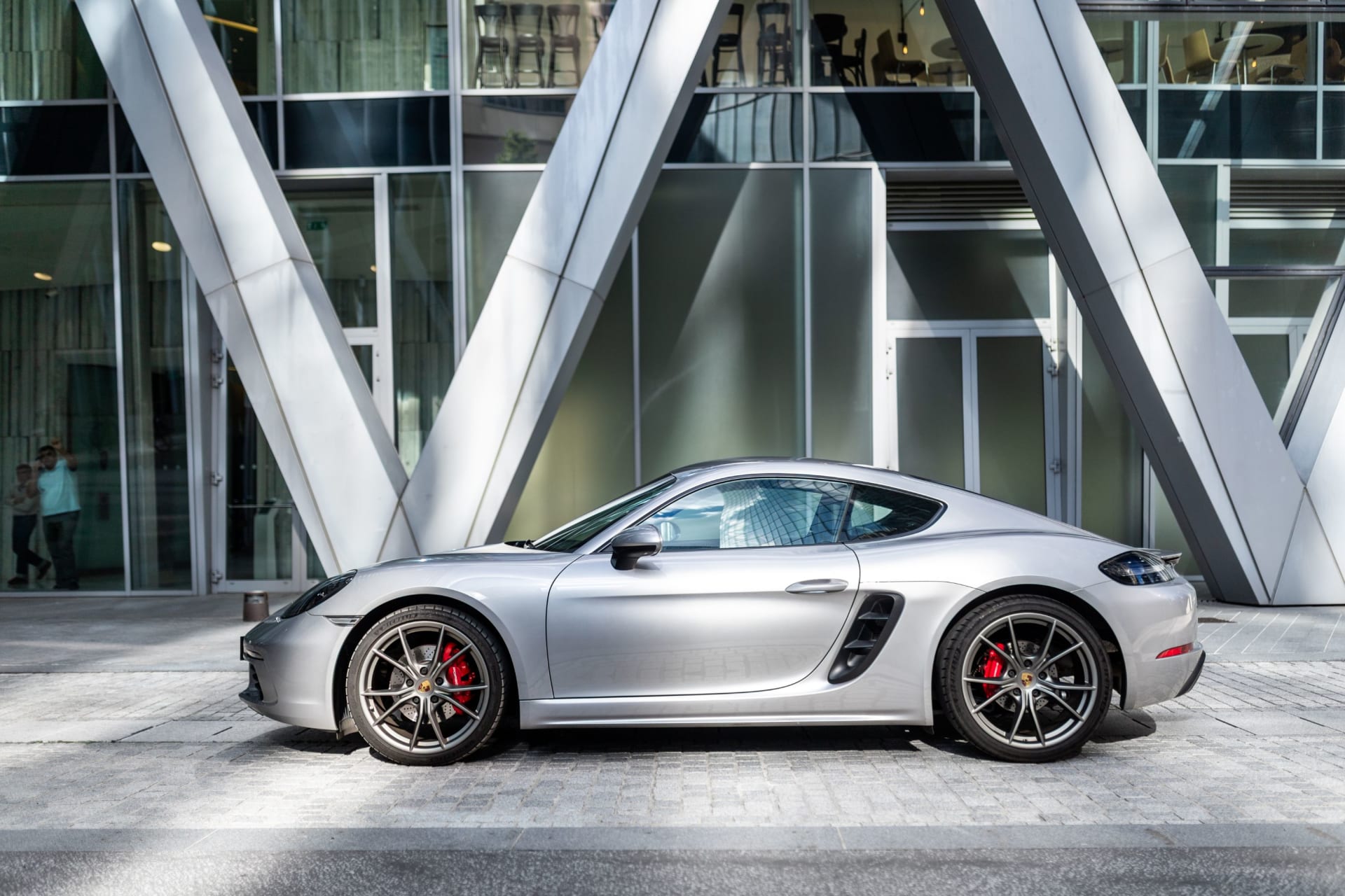 Porsche Cayman S 718