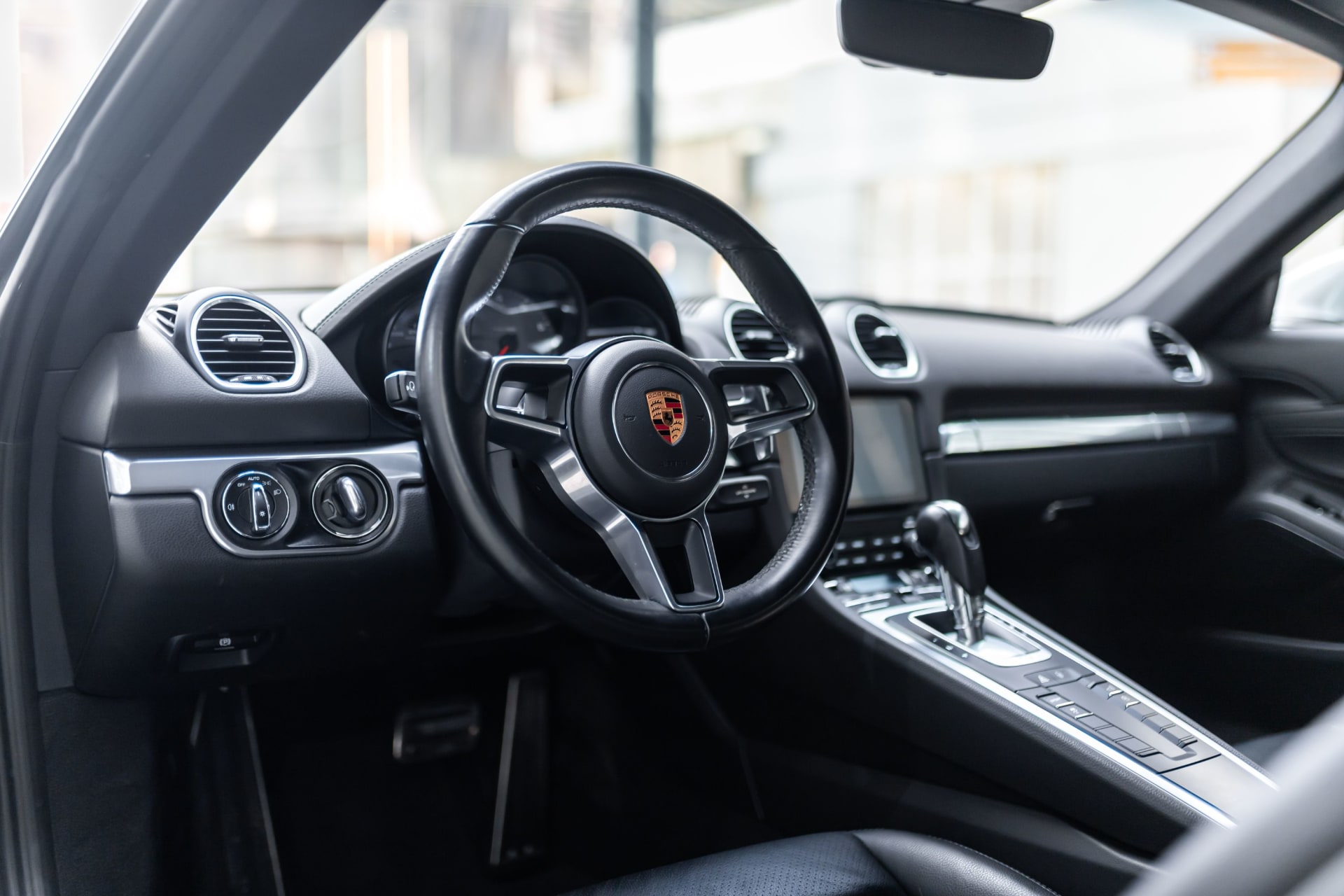 Porsche Cayman S 718