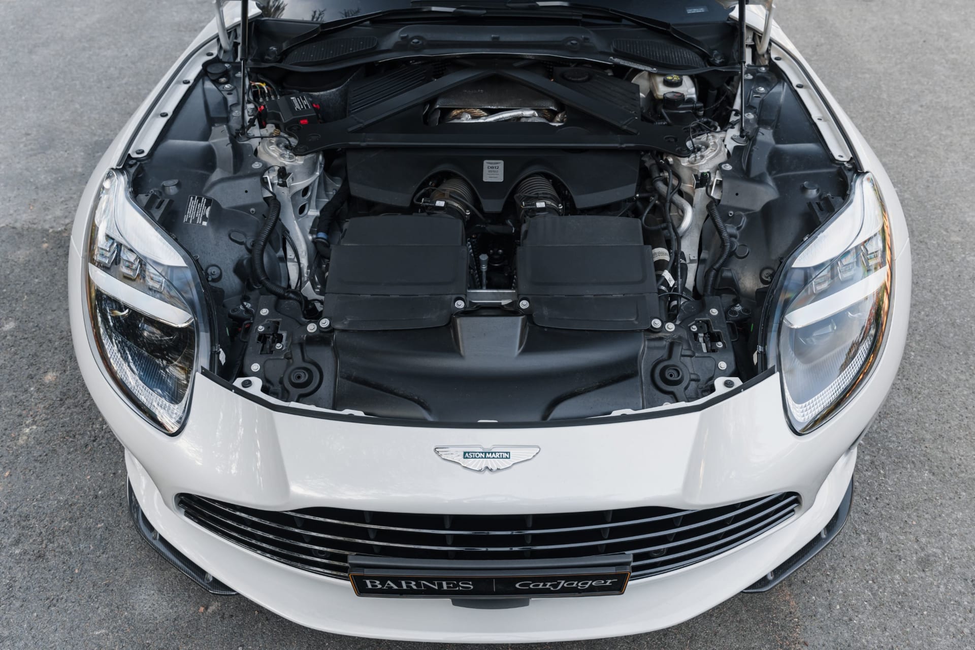 ASTON MARTIN Db12 2023 occasion mécanique (1)