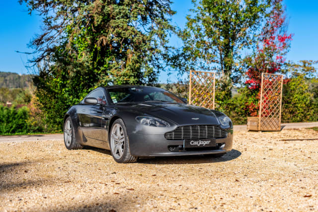 Aston Martin V8 Vantage 4.7