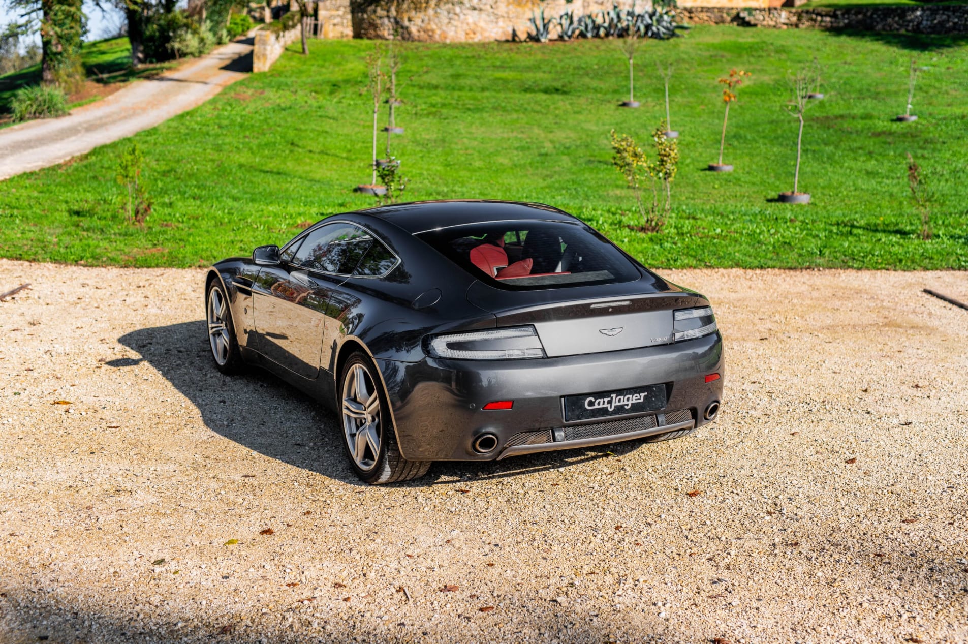 ASTON MARTIN V8 vantage 4.7 2010