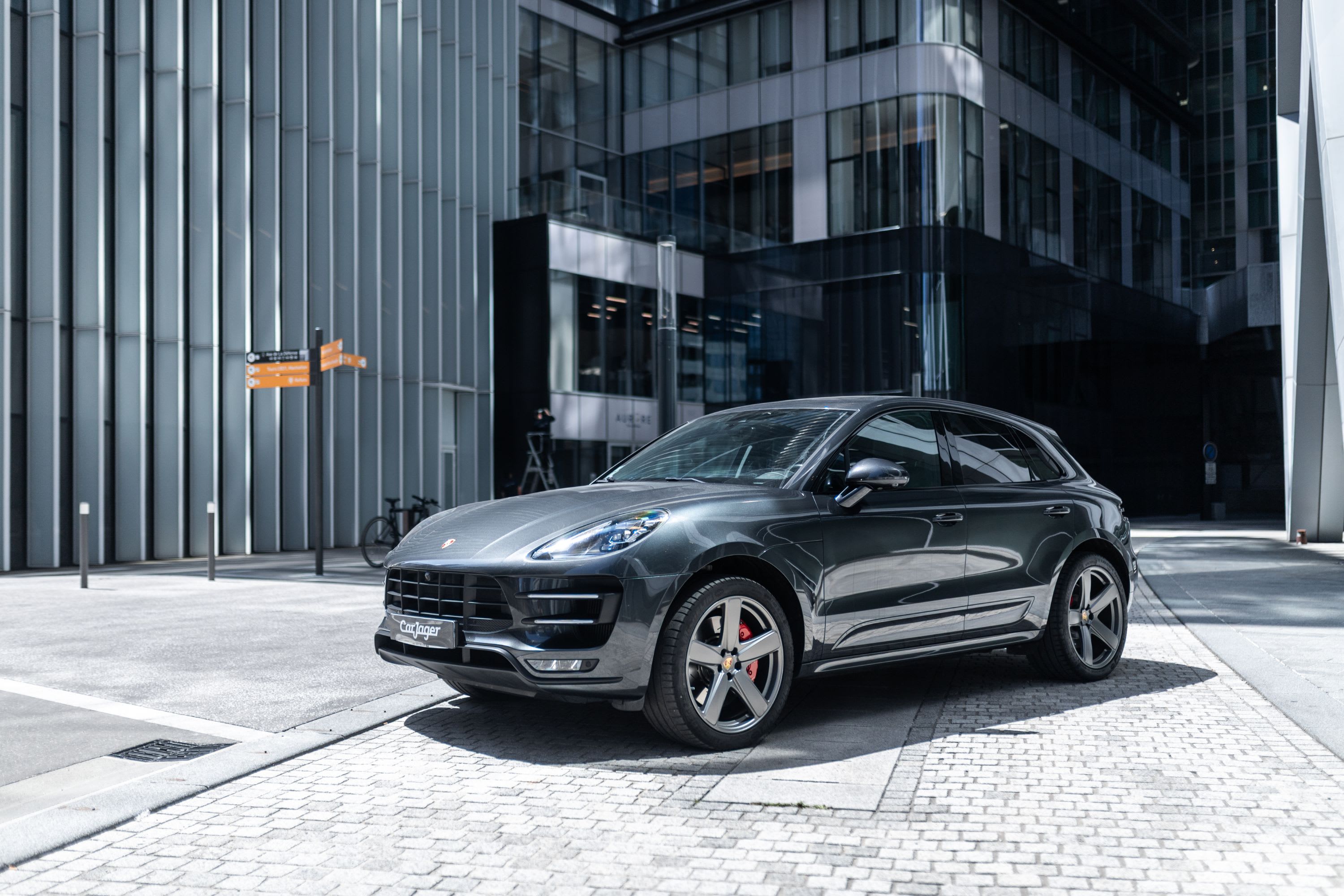 PORSCHE Macan Turbo Pack Performance 2018 occasion vidéo (1)